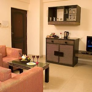 Luxury Suite